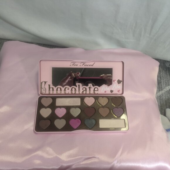 Too Faced Chocolate Bon Bons Eyeshadow Collection - Picture 13 of 16